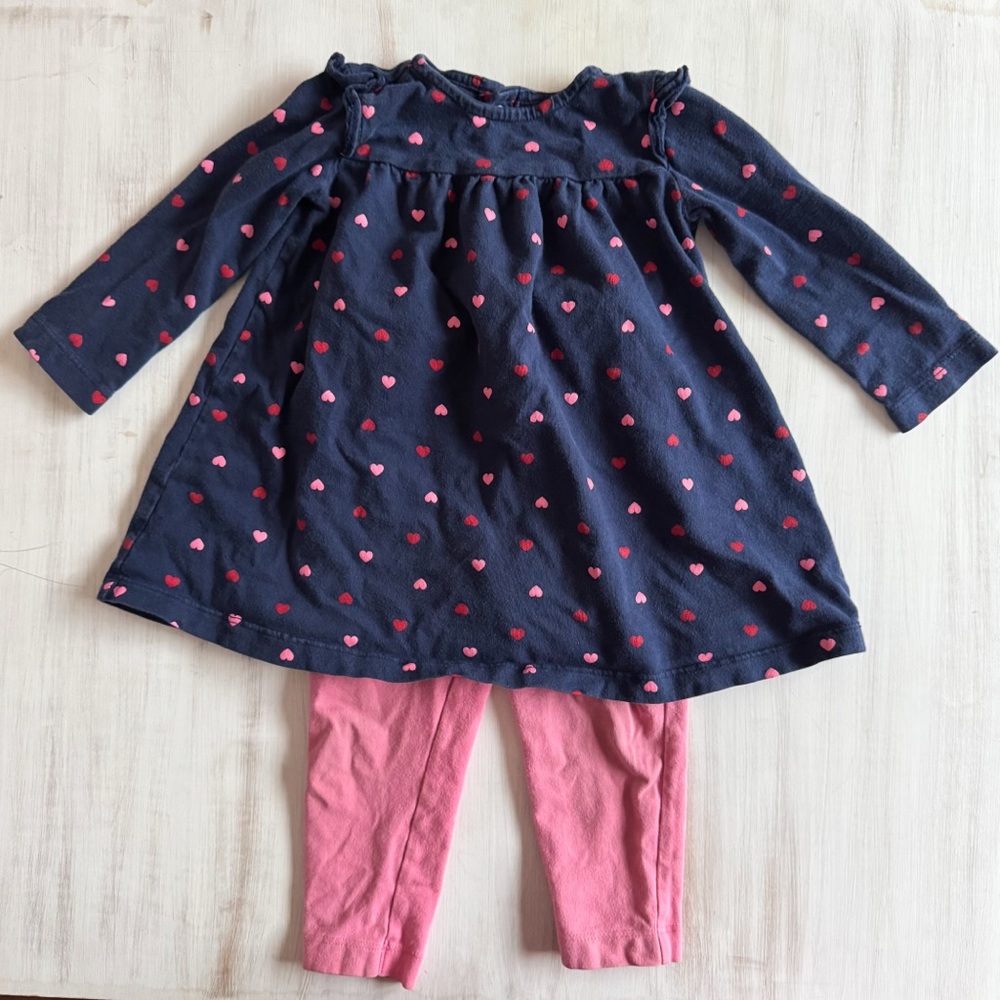Carter’s heart tunic outfit (size 9-12 months)